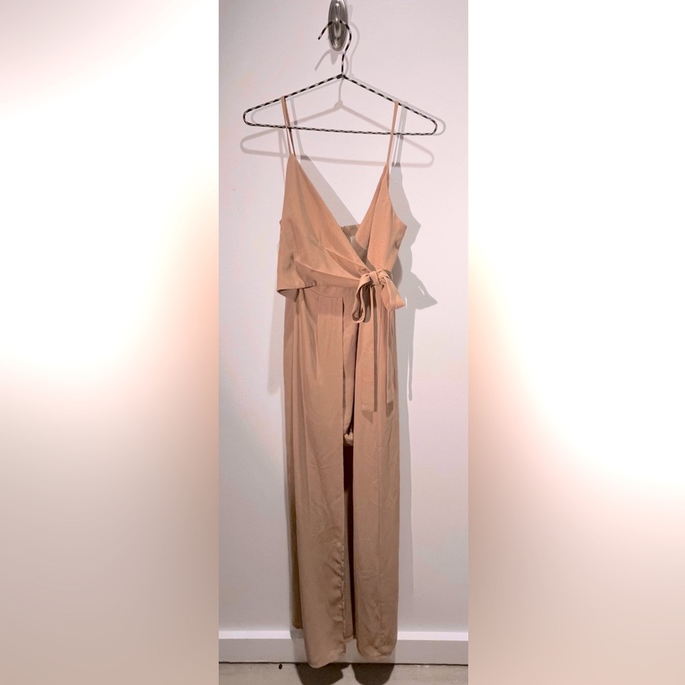 Gyokuu Wearing Deep Beige Romper with Floor Length “Trail”